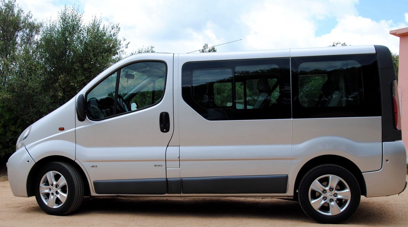 9 Seater Car >> Nissan Primastar 9 Seater Manual Car Hire In Crete Eurodollar 9 Seater Car >> Nissan Primastar 9 Seater Manual Car Hire In Crete Eurodollar
