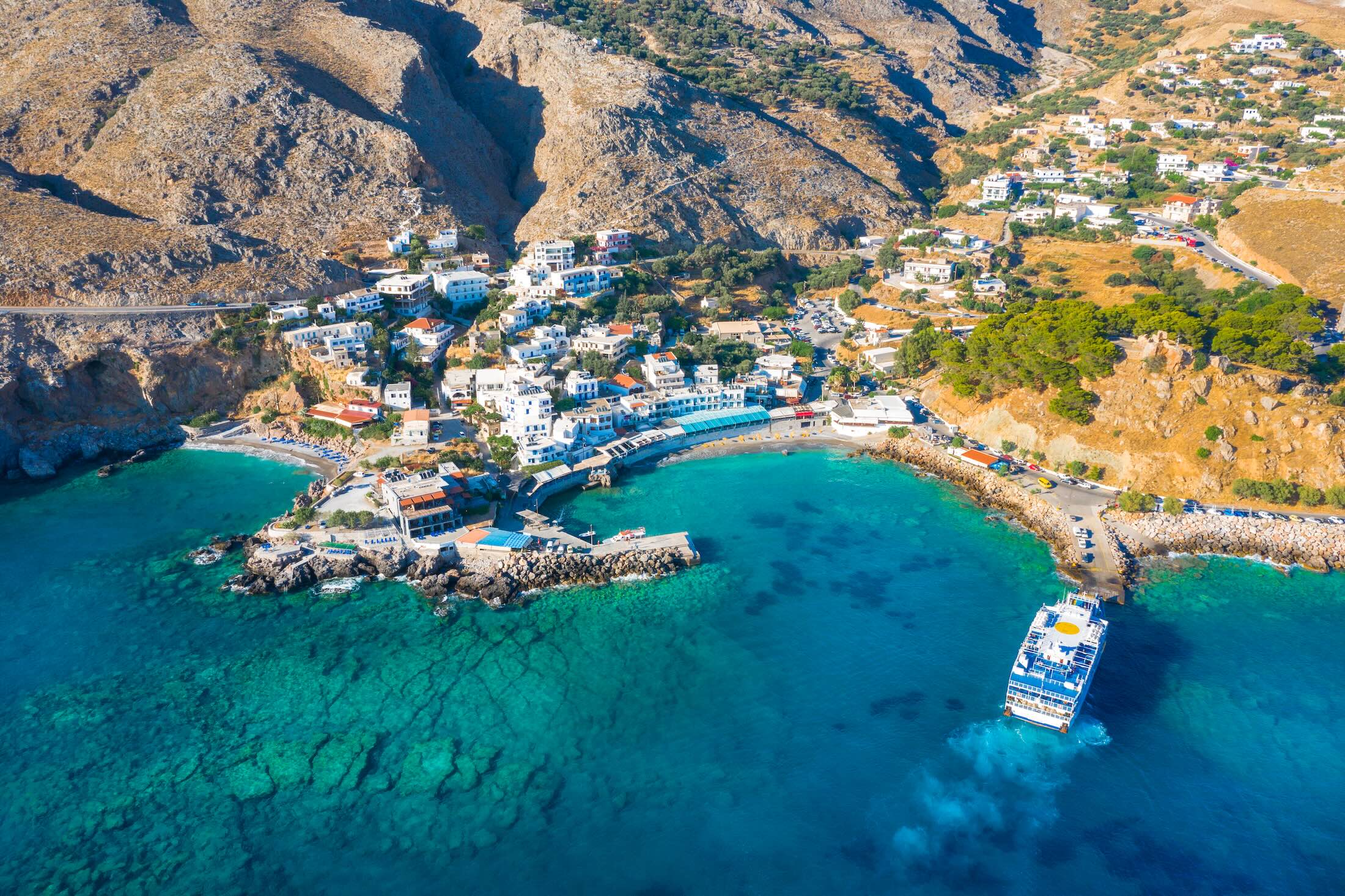 Glyka Nera Beach: The crystal waters and natural beauty of Sfakia