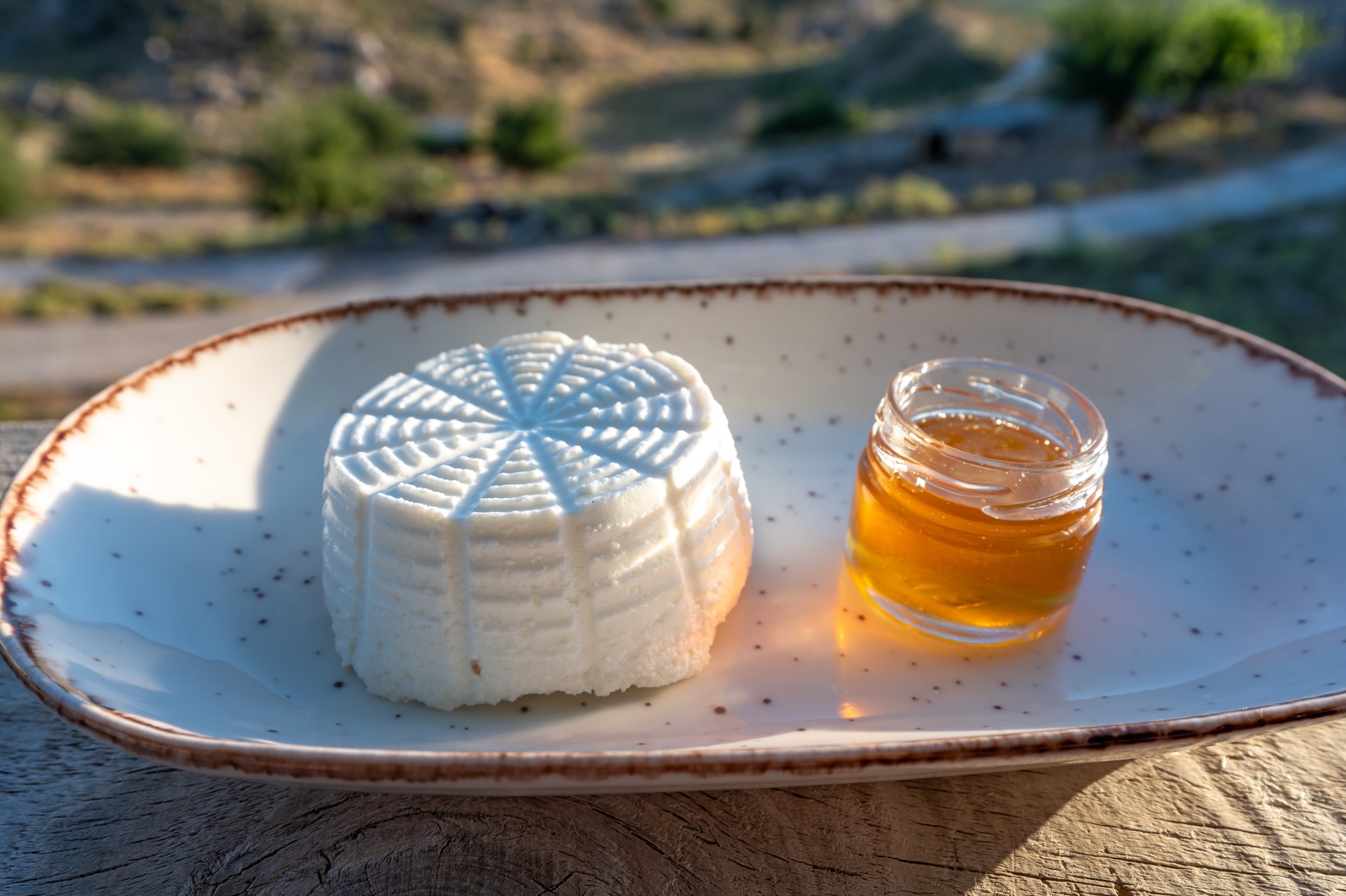 What makes Cretan honey unique and where to find the best