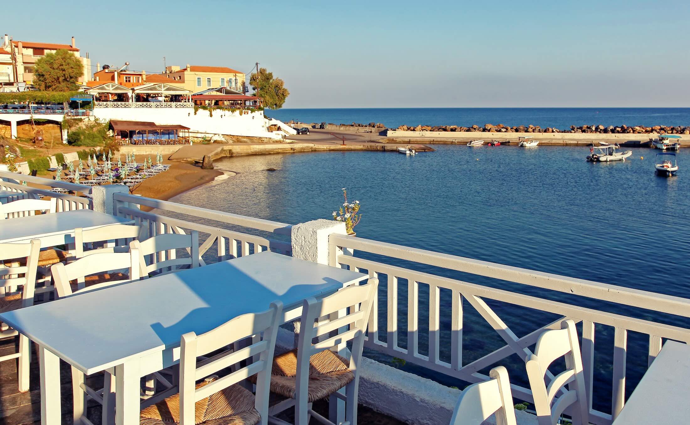 Where to Enjoy the best fresh fish and local products in Rethymno, Crete