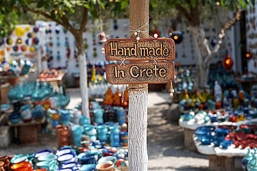 leH_pottery-in-crete