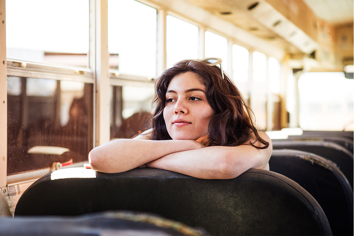 femme dans le bus